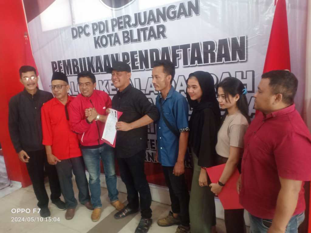 Optimisme Politik: M. Trijanto Dikawal Pendukung Menuju Pendaftaran Bacawali&nbsp;Blitar