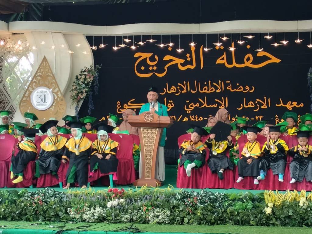 Haflah Tahrij PG dan TK Al Azhaar: Merayakan Pendidikan dan Cita-Cita&nbsp;Santri