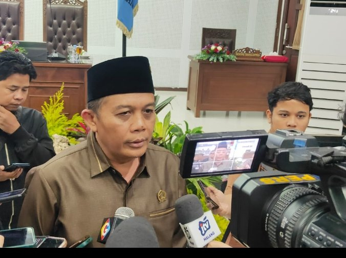 Fraksi DPRD Kota Malang Berikan Masukan Tentang Rancangan KUPA-PPAS APBD TA&nbsp;2024