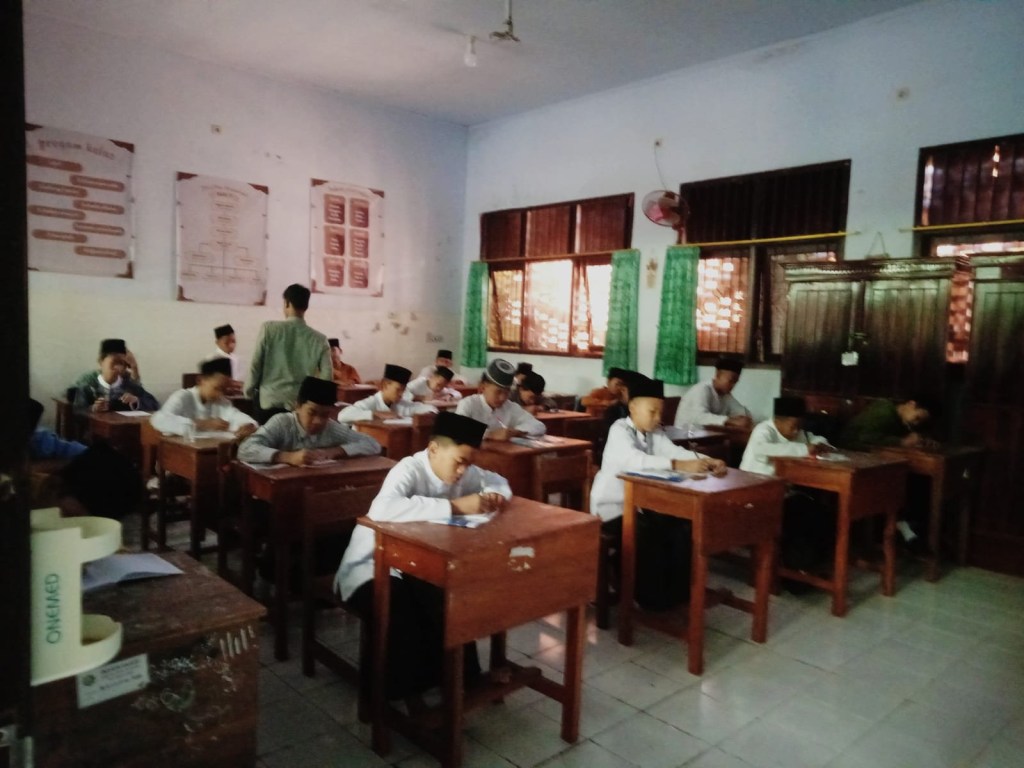Semarak MPLS & Outbound di SMP Islam Al Azhaar&nbsp;Tulungagung