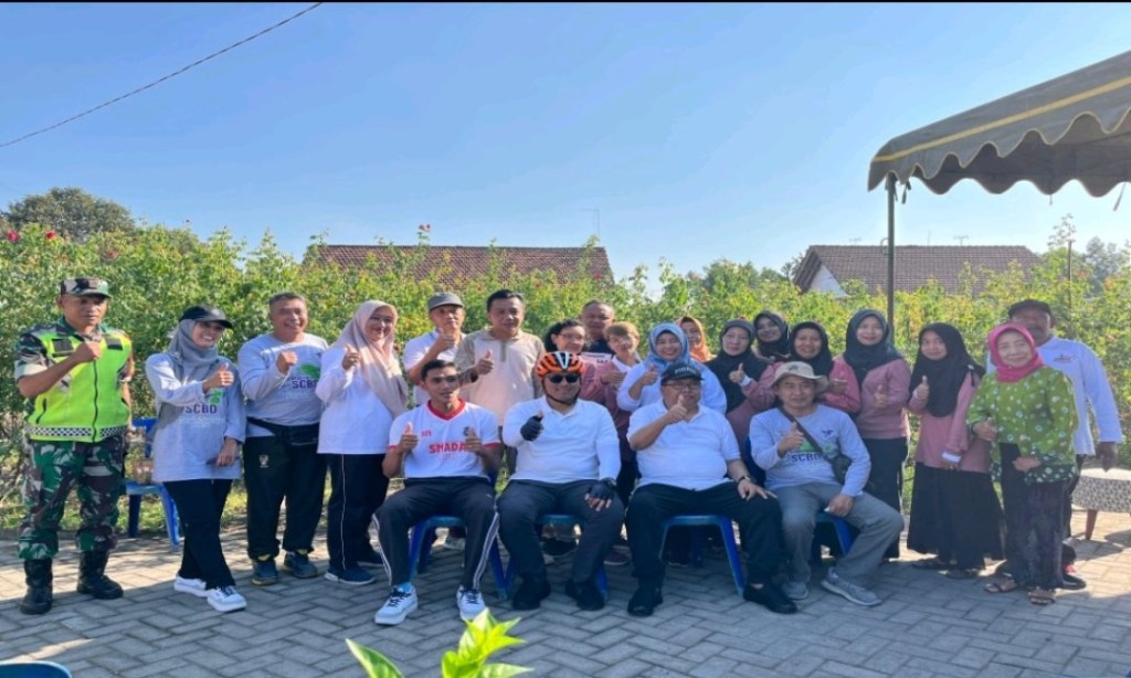 Wali Kota Blitar Gowes di Sananwetan, Pantau Progres Program RT&nbsp;Keren